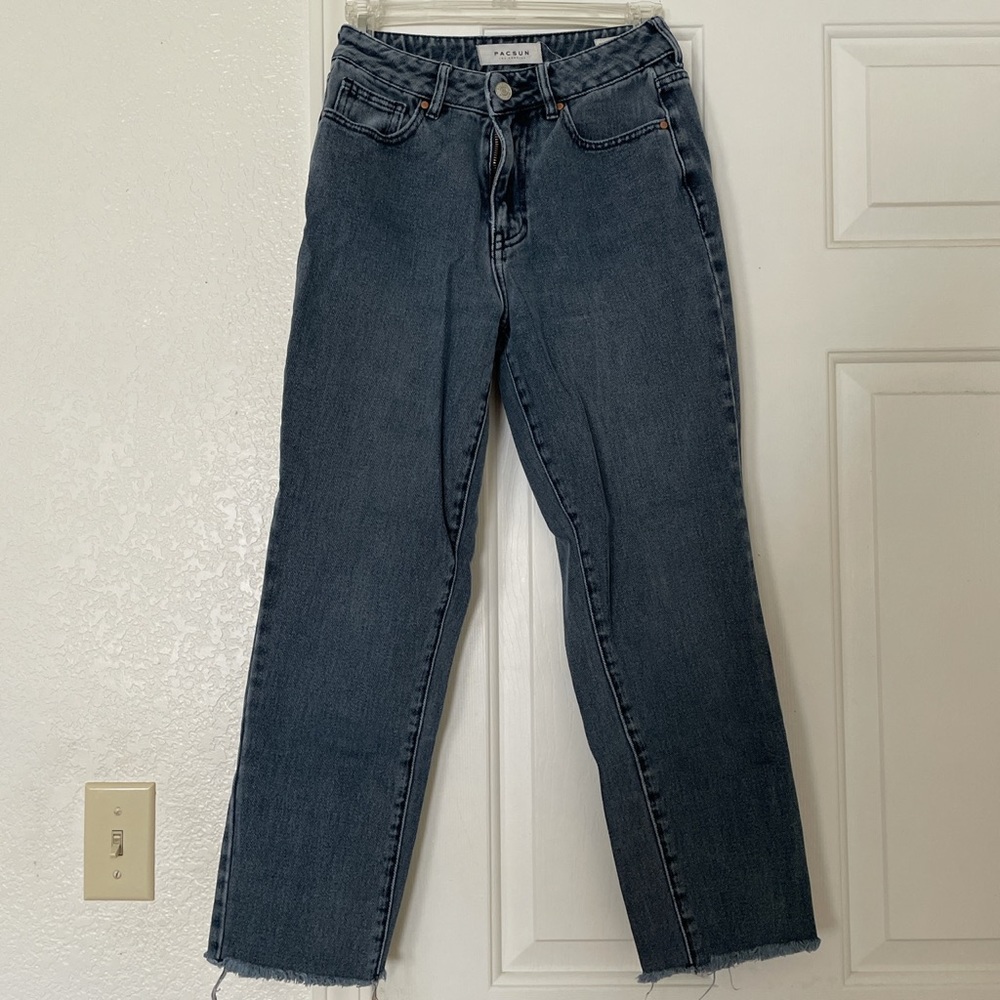 Pacsun mom jeans